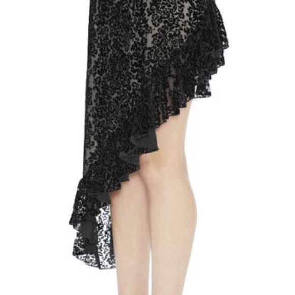 Alice + Olivia Fabiola Asymmetrical Ruffle Dress - Picture 3 of 3